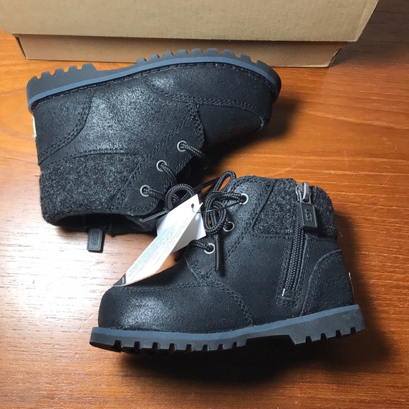 Ugg Baby Boots Kids size Black toddler boys 10 - Picture 3 of 6